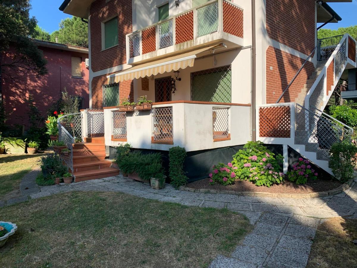 لينانو سابيادورو Residence Villa Laura المظهر الخارجي الصورة