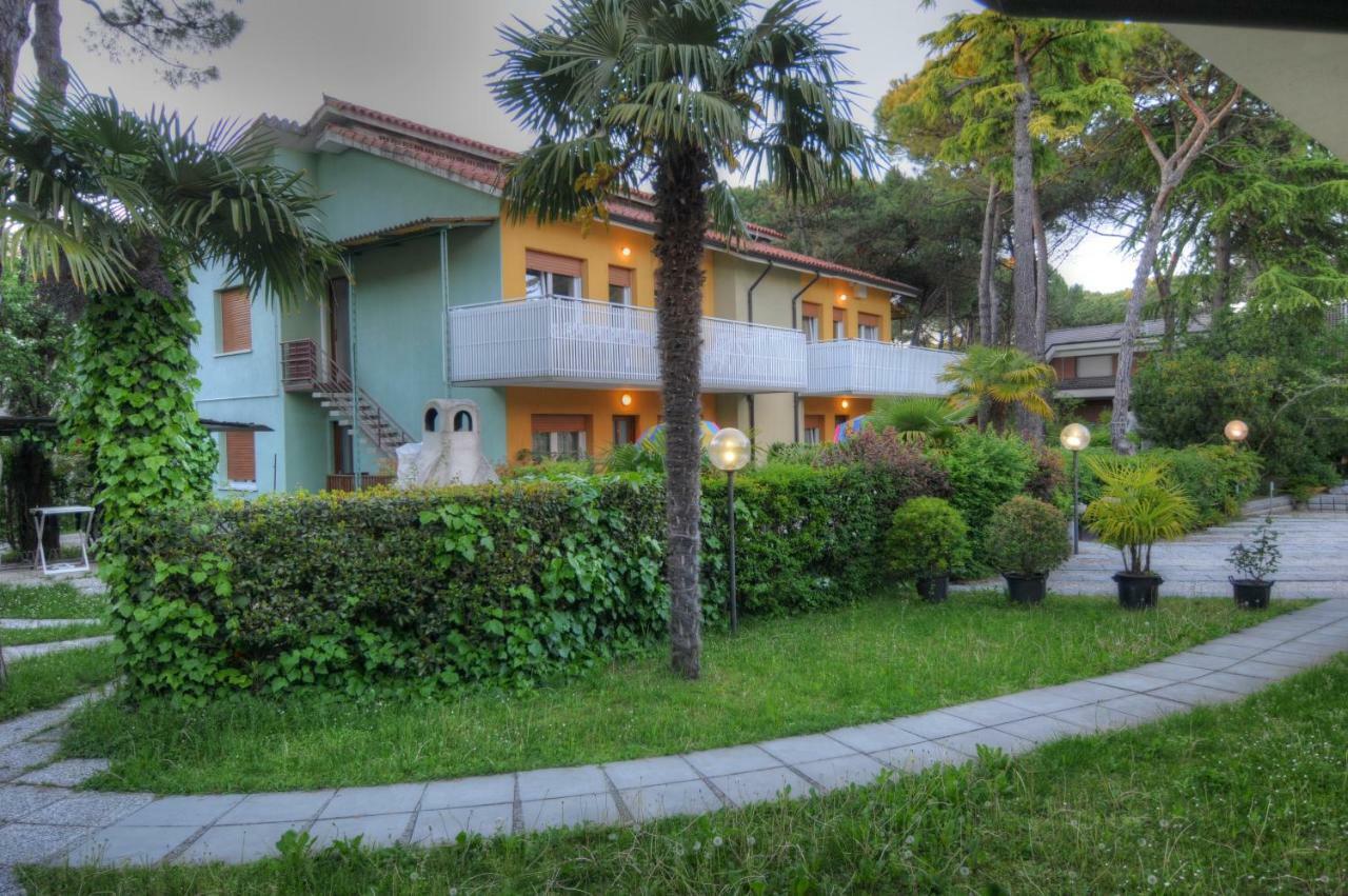 لينانو سابيادورو Residence Villa Laura المظهر الخارجي الصورة