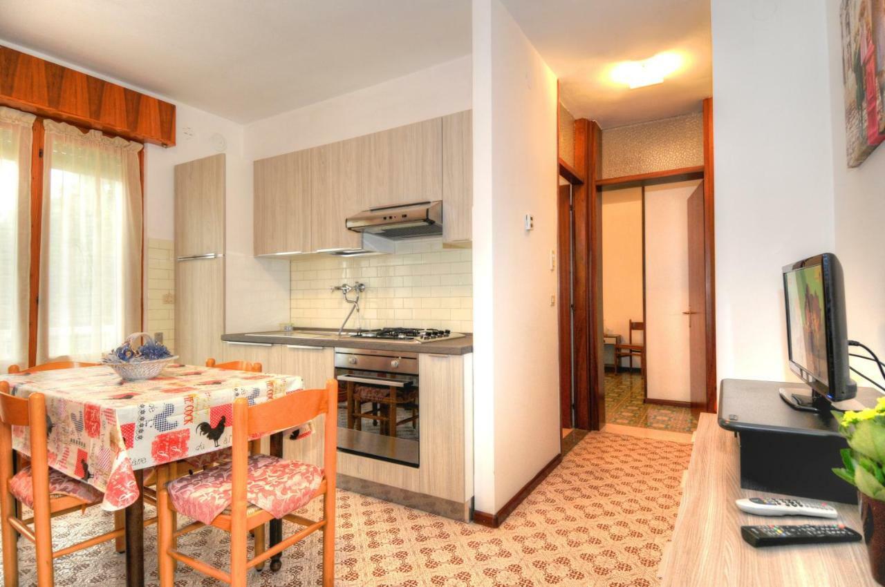 لينانو سابيادورو Residence Villa Laura المظهر الخارجي الصورة