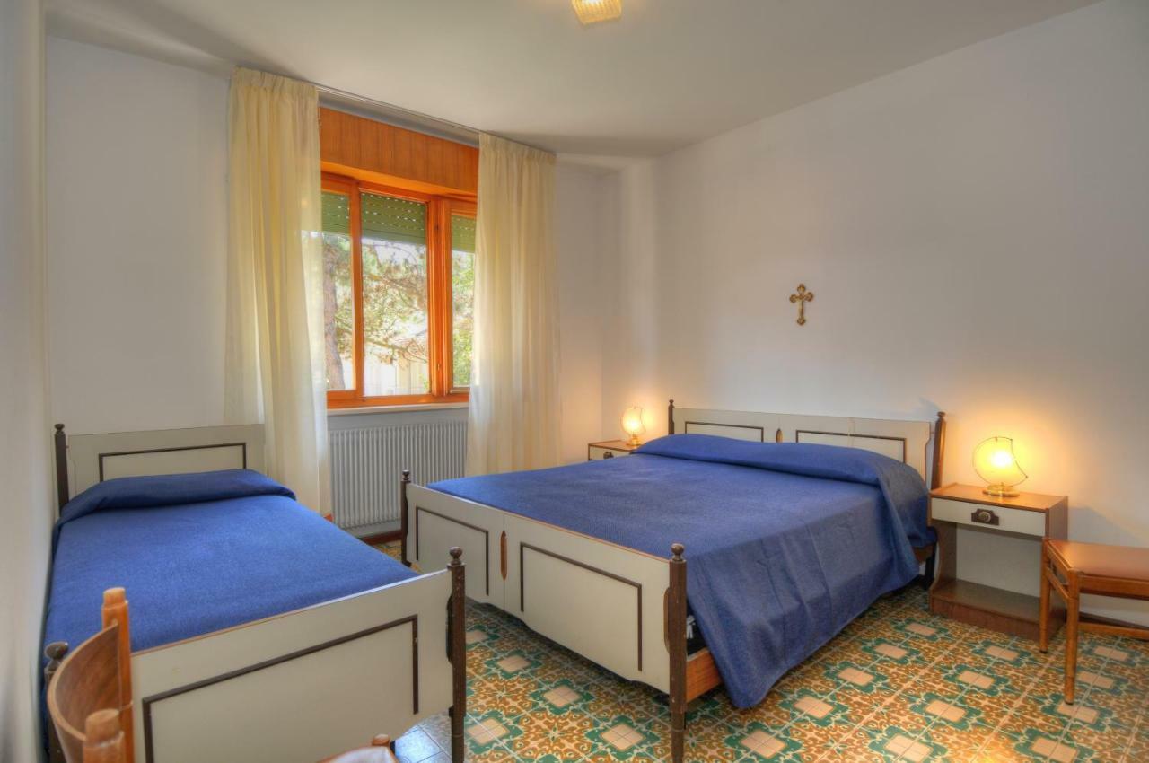 لينانو سابيادورو Residence Villa Laura المظهر الخارجي الصورة